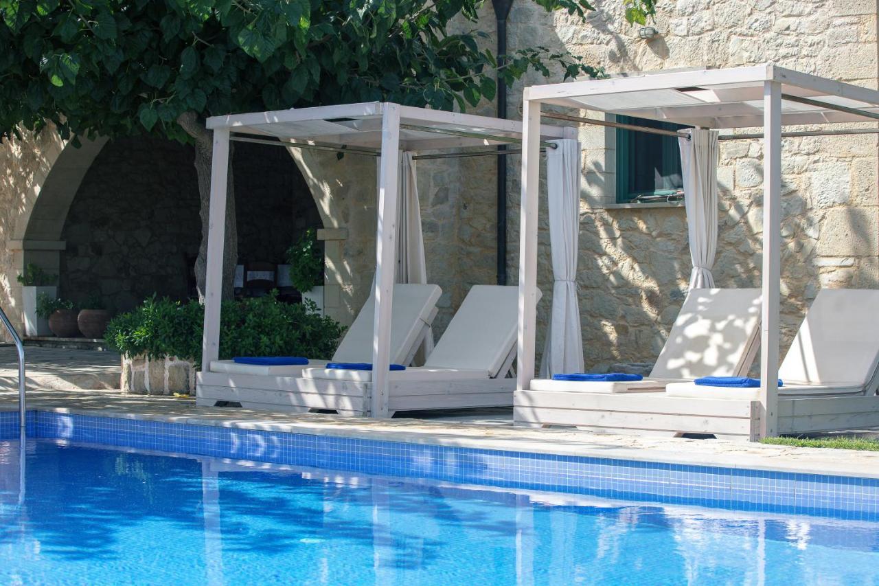 Villa Pinelopi Asprouliánoi Buitenkant foto
