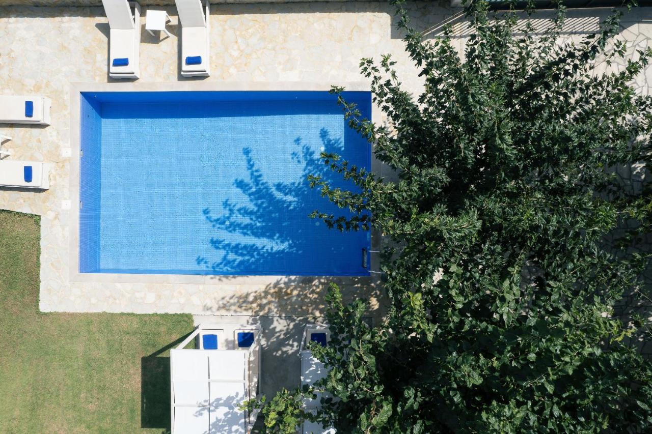 Villa Pinelopi Asprouliánoi Buitenkant foto
