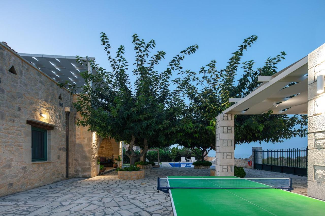 Villa Pinelopi Asprouliánoi Buitenkant foto